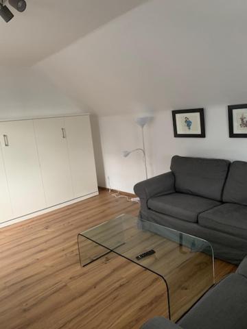 Zentrales Dachgeschossapartment In Leichligen Leichlingen Exteriör bild
